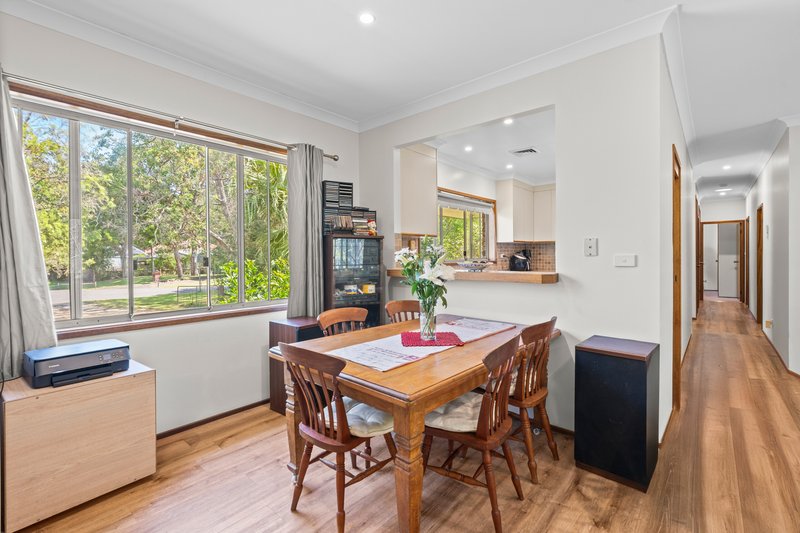 Photo - 2 Warner Avenue, Tuggerawong NSW 2259 - Image 9