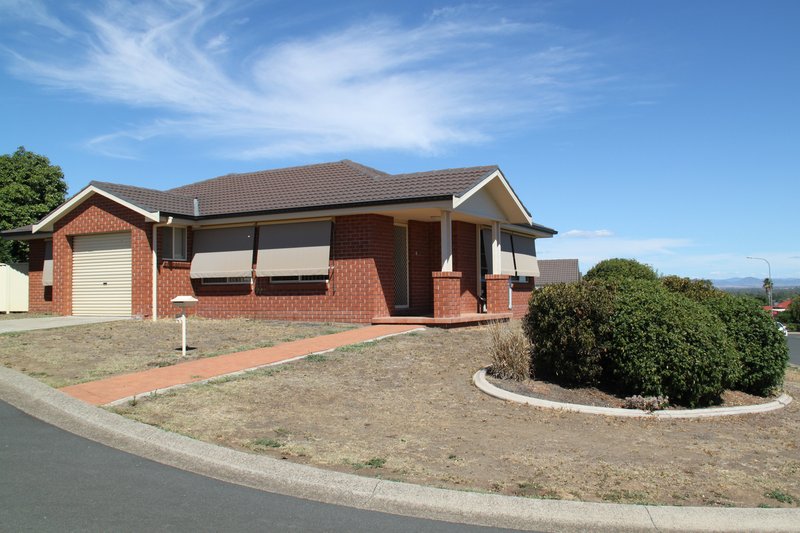 2 Warrabah Close, Tamworth NSW 2340