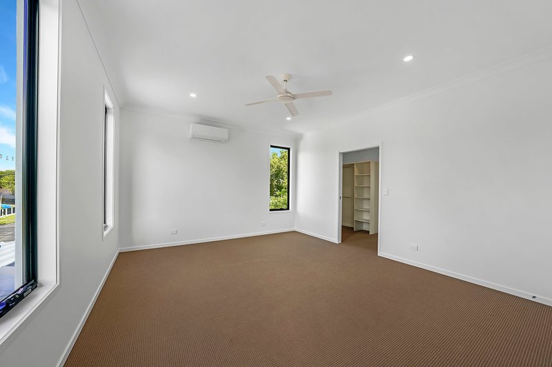 Photo - 2 Warrawee Avenue, Ashmore QLD 4214 - Image 7