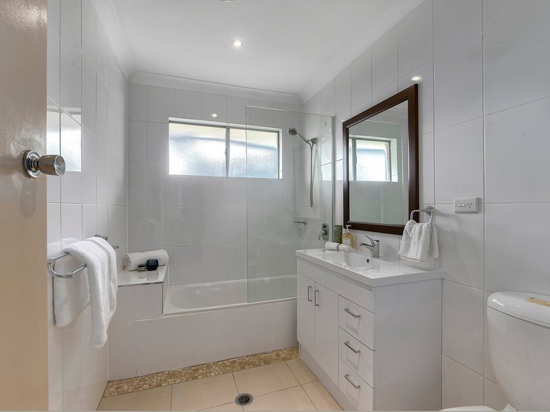 Photo - 2 Warringah Street, Everton Park QLD 4053 - Image 7