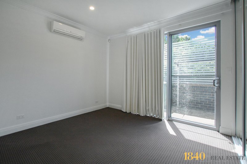 Photo - 2 Waterford Circuit, Lightsview SA 5085 - Image 6