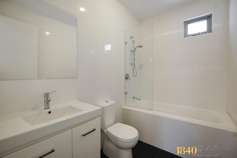 Photo - 2 Waterford Circuit, Lightsview SA 5085 - Image 7