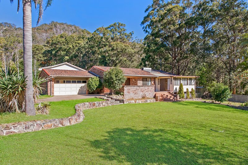 2 Waterview Crescent, West Haven NSW 2443