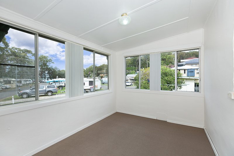 Photo - 2 Watkins Road, Wangi Wangi NSW 2267 - Image 10