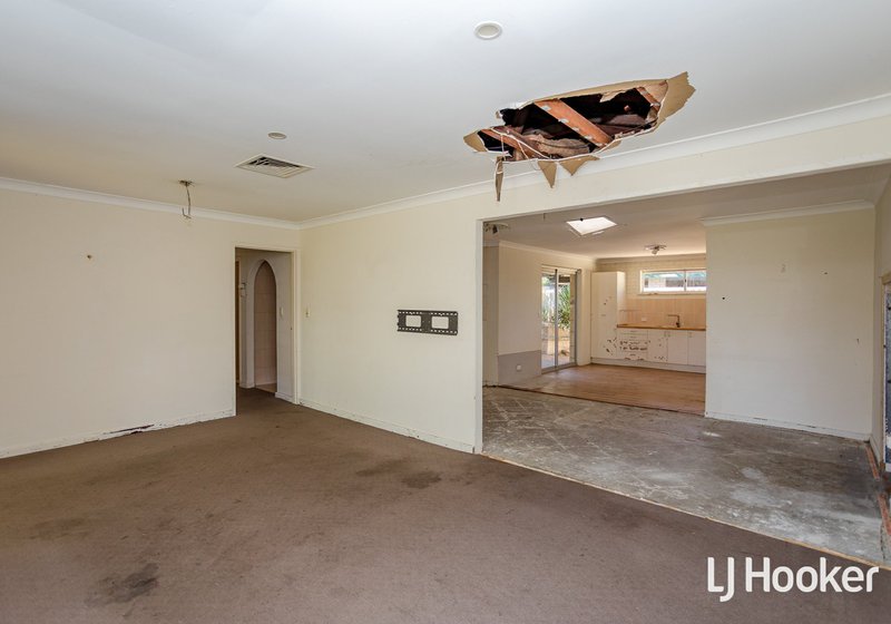 Photo - 2 Watling Avenue, Lynwood WA 6147 - Image 7