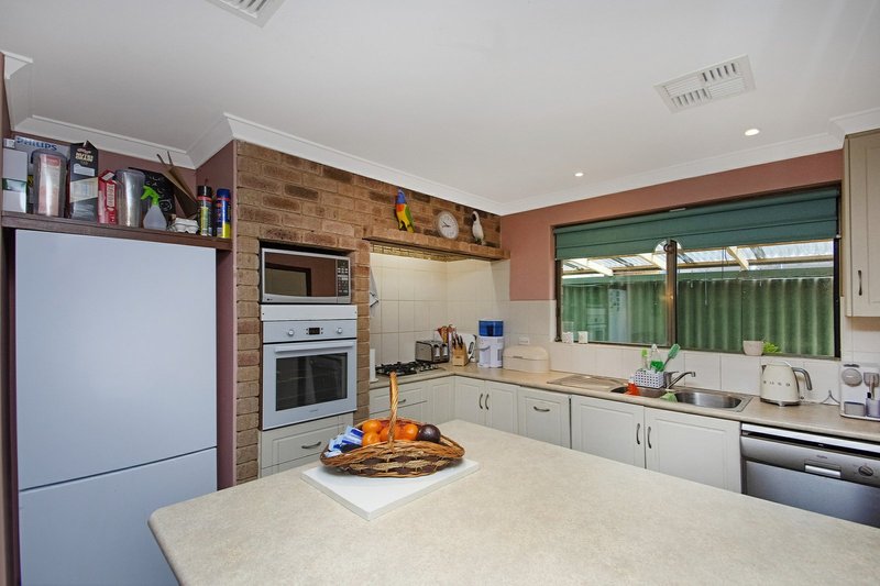 Photo - 2 Watten Place, Duncraig WA 6023 - Image 13