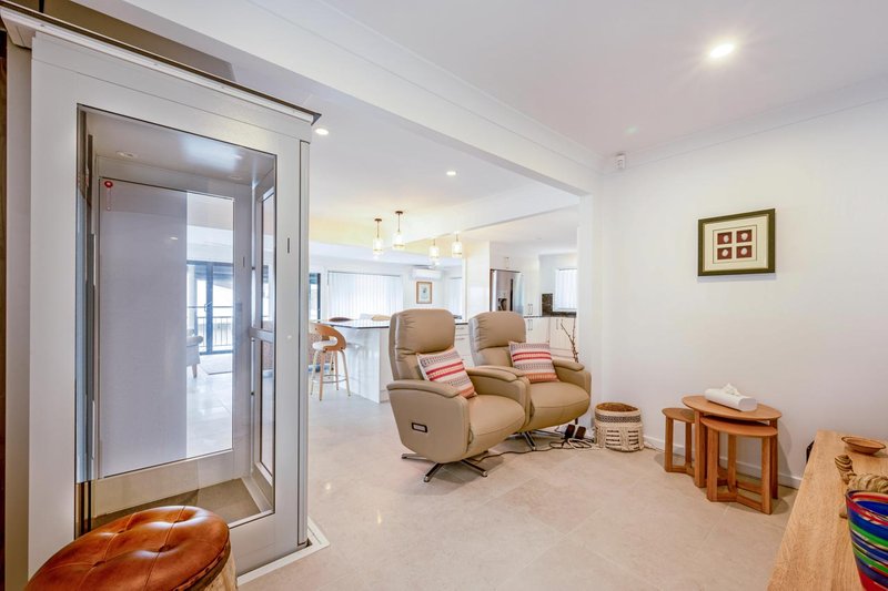 Photo - 2 Wattle Street, Bolton Point NSW 2283 - Image 8