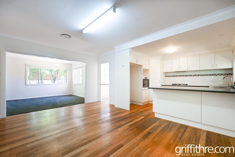 Photo - 2 Wattle Street, Hanwood NSW 2680 - Image 6