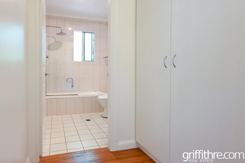 Photo - 2 Wattle Street, Hanwood NSW 2680 - Image 9