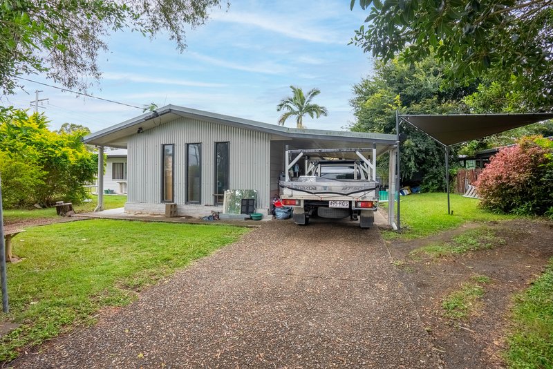 Photo - 2 Way Court, Silkstone QLD 4304 - Image 5