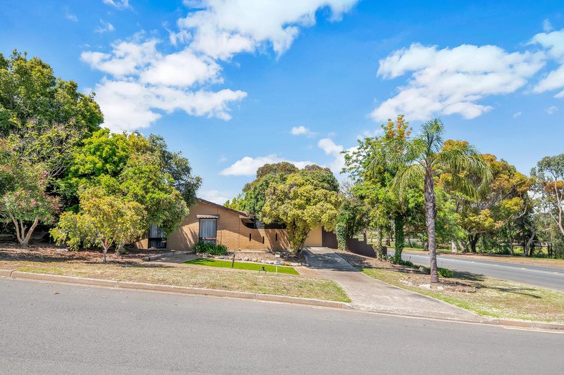 Photo - 2 Wedge Place, Reynella East SA 5161 - Image 2