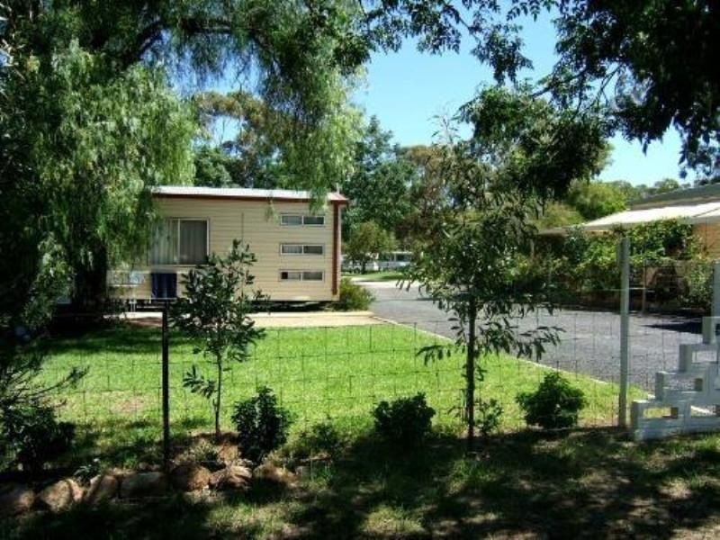 Photo - 2 Ween Street, Peak Hill NSW 2869 - Image 3