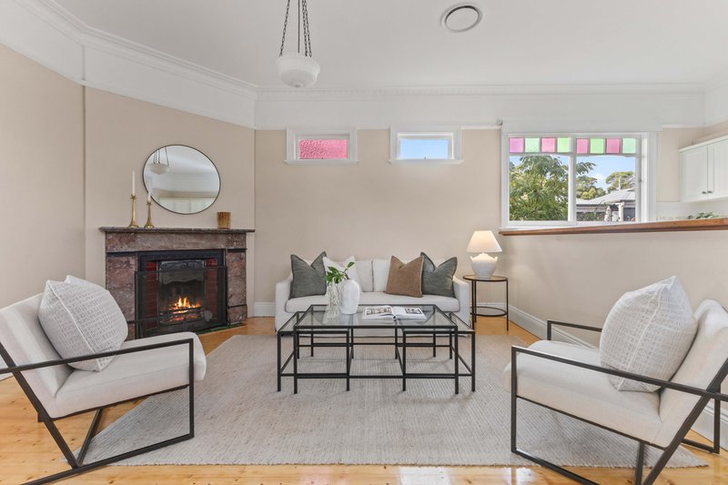 Photo - 2 Wells Street, Thornleigh NSW 2120 - Image 3