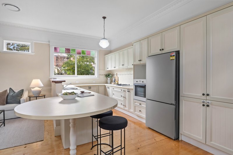 Photo - 2 Wells Street, Thornleigh NSW 2120 - Image 4