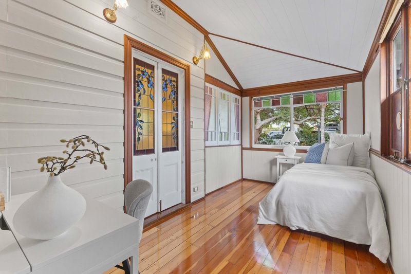 Photo - 2 Wells Street, Thornleigh NSW 2120 - Image 11