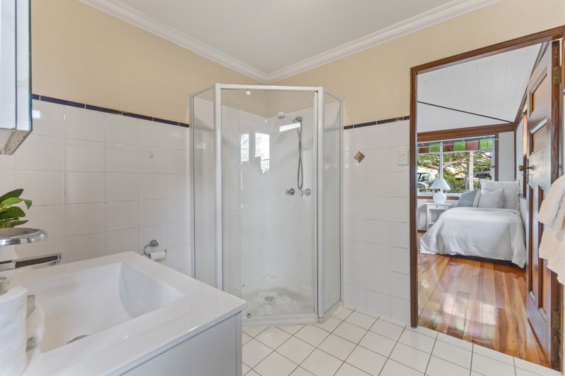 Photo - 2 Wells Street, Thornleigh NSW 2120 - Image 12