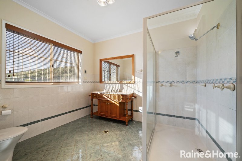 Photo - 2 Wentworth Court, Jerrabomberra NSW 2619 - Image 8