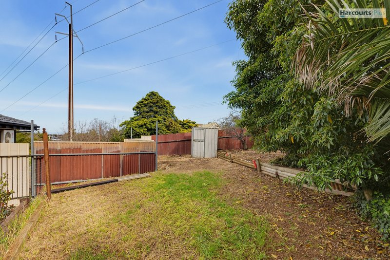 Photo - 2 Werlinga Road, Sheidow Park SA 5158 - Image 9