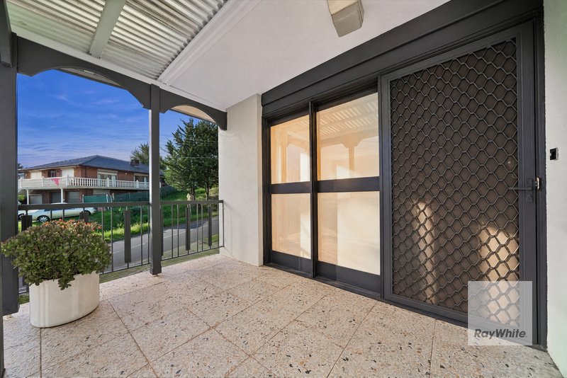 Photo - 2 Westfield Boulevard, Westmeadows VIC 3049 - Image 3