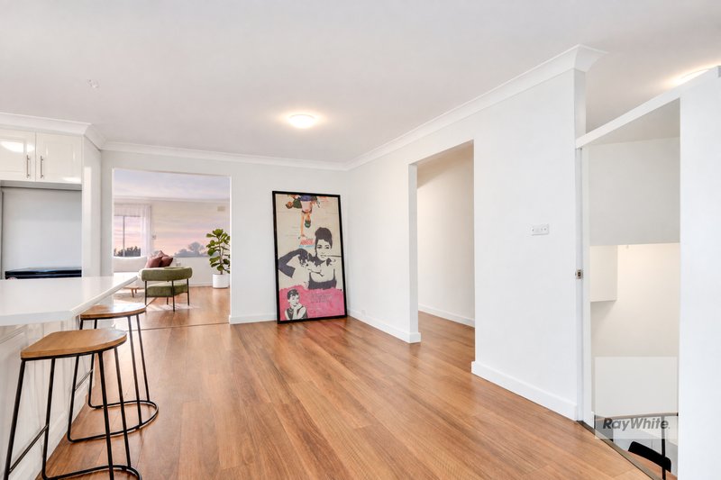 Photo - 2 Westfield Boulevard, Westmeadows VIC 3049 - Image 9