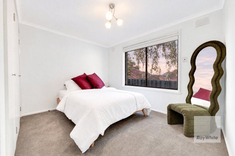 Photo - 2 Westfield Boulevard, Westmeadows VIC 3049 - Image 11