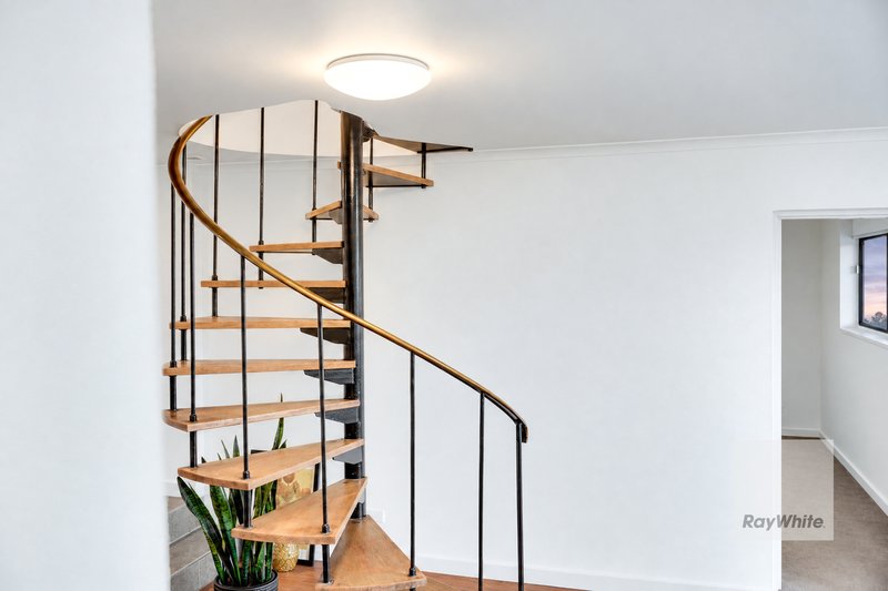 Photo - 2 Westfield Boulevard, Westmeadows VIC 3049 - Image 15