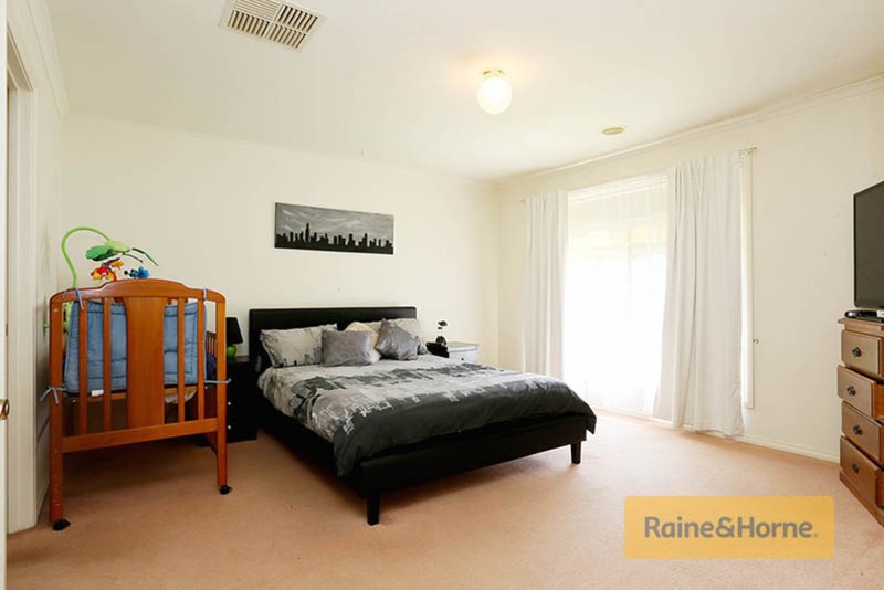 Photo - 2 Westlake Drive, Melton West VIC 3337 - Image 3