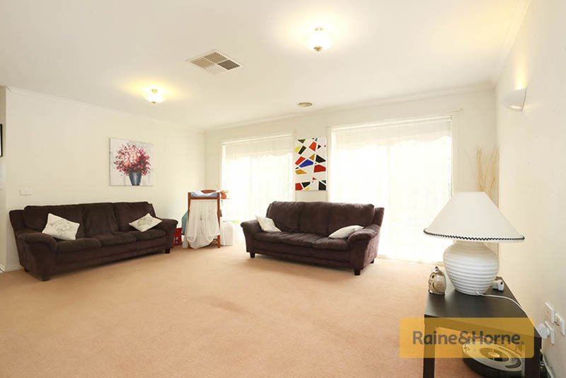 Photo - 2 Westlake Drive, Melton West VIC 3337 - Image 4