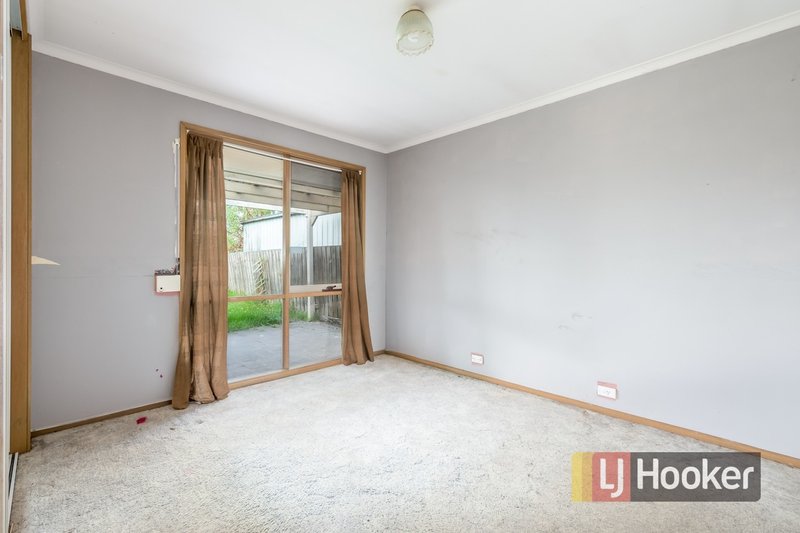 Photo - 2 Westminster Court, Hampton Park VIC 3976 - Image 6