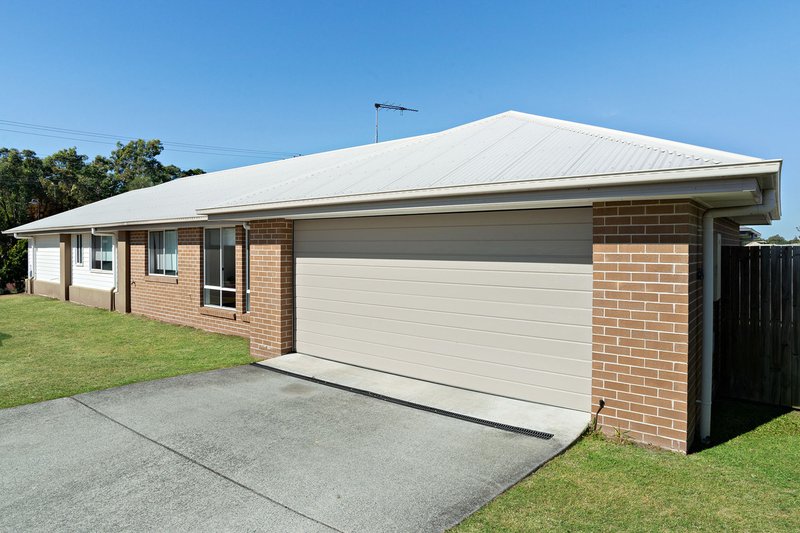 Photo - 2 Whitehaven Street, Burpengary QLD 4505 - Image 6