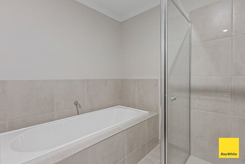 Photo - 2 Whitelock Drive, Huntly VIC 3551 - Image 5