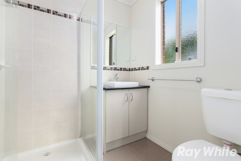 Photo - 2 Wild Cherry Avenue, Pakenham VIC 3810 - Image 4