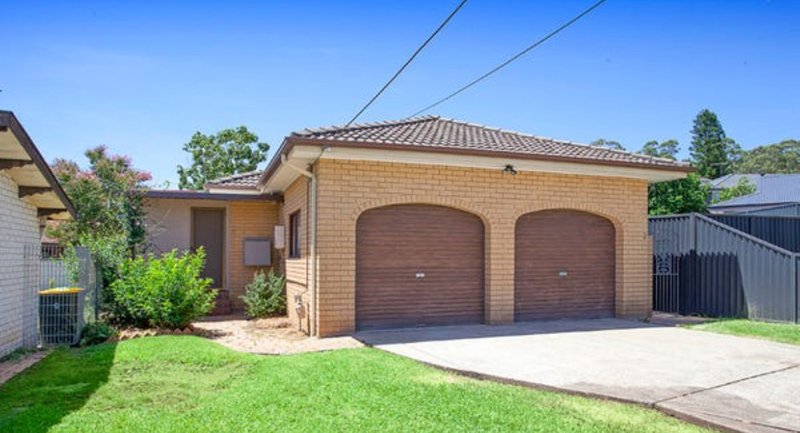 Photo - 2 Wilga Close, Casula NSW 2170 - Image 1