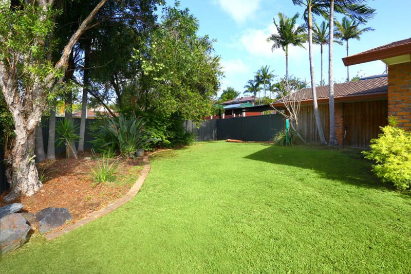 Photo - 2 Wilga Court, Ashmore QLD 4214 - Image 13