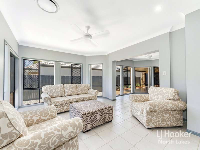 Photo - 2 Wilga Street, North Lakes QLD 4509 - Image 5