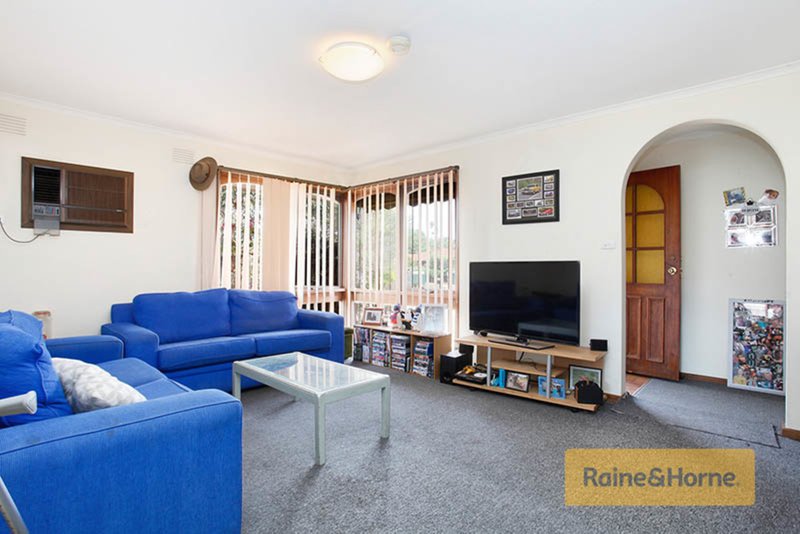 Photo - 2 Wills Road, Melton South VIC 3338 - Image 2