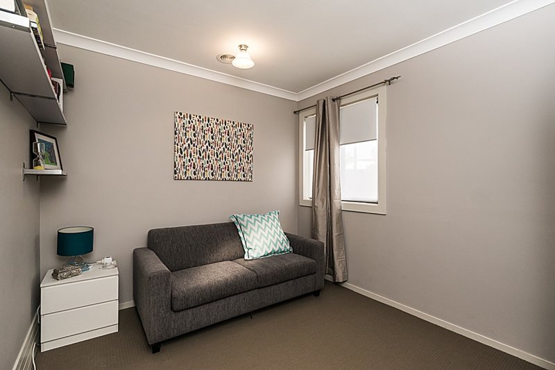 Photo - 2 Wilson Street, Dubbo NSW 2830 - Image 4