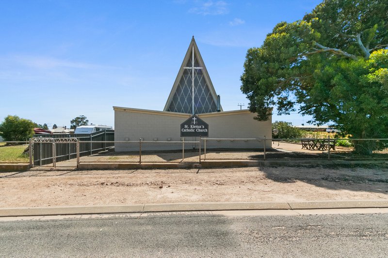 2 Wilson Terrace, Port Victoria SA 5573