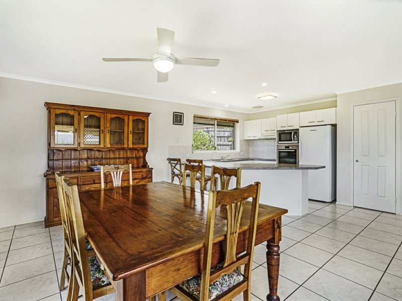 Photo - 2 Winchester Drive, Nerang QLD 4211 - Image 5