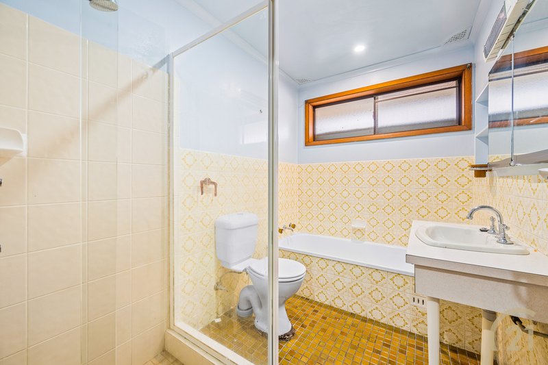 Photo - 2 Windeyer Street, Thirlmere NSW 2572 - Image 13