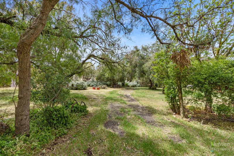 Photo - 2 Windy Hill Road, Riverton SA 5412 - Image 8