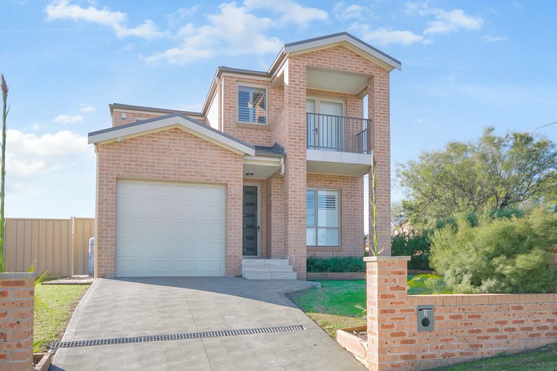 2 Winifred Street, Condell Park NSW 2200