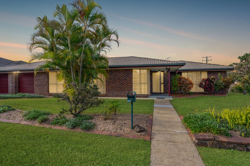 2 Winzear Drive, Kallangur QLD 4503