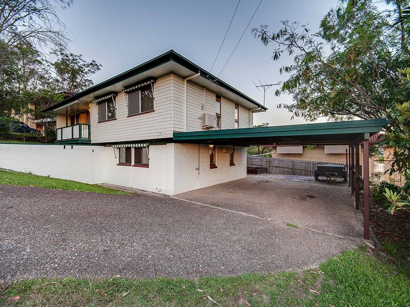 Photo - 2 Wirlpana Avenue, Ferny Hills QLD 4055 - Image 15