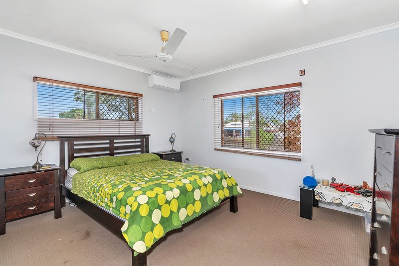 Photo - 2 Witney Close, Edmonton QLD 4869 - Image 10