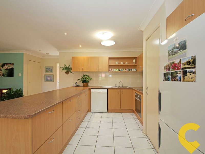 Photo - 2 Woodland Close, Bracken Ridge QLD 4017 - Image 8