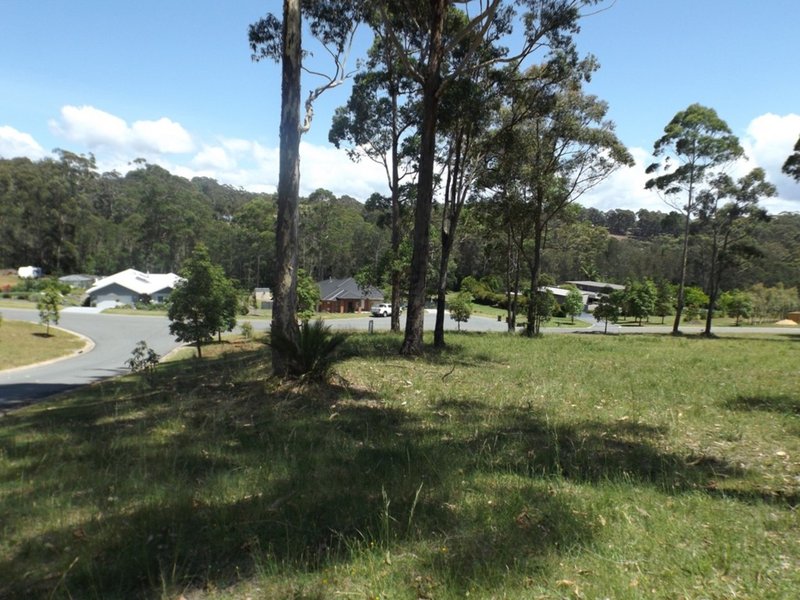 Photo - 2 Woodlot Place, Batehaven NSW 2536 - Image 2