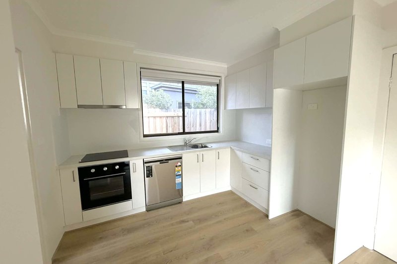 Photo - 2 Wren Street, Norlane VIC 3214 - Image 2
