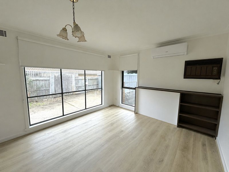 Photo - 2 Wren Street, Norlane VIC 3214 - Image 3
