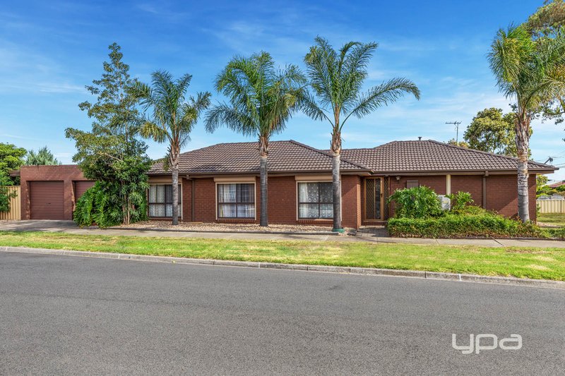 2 Wyvern Walk, Kings Park VIC 3021